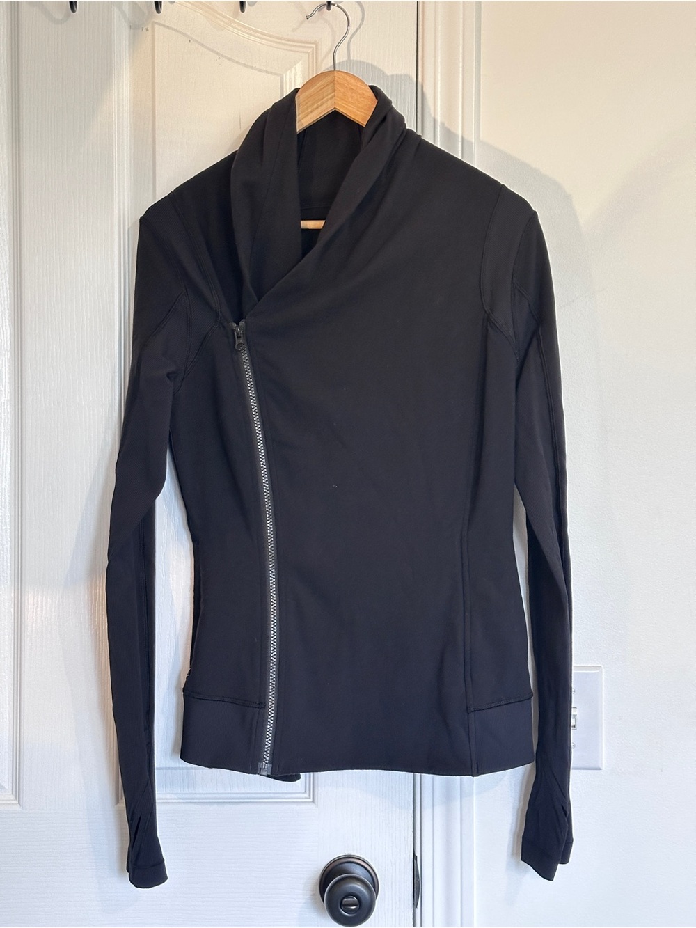 Lululemon Bhakti Yoga Jacket - Picture 1 of 12